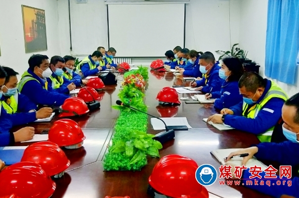 天業(yè)集團(tuán)天域新實公司開展“國家憲法日”宣教活動