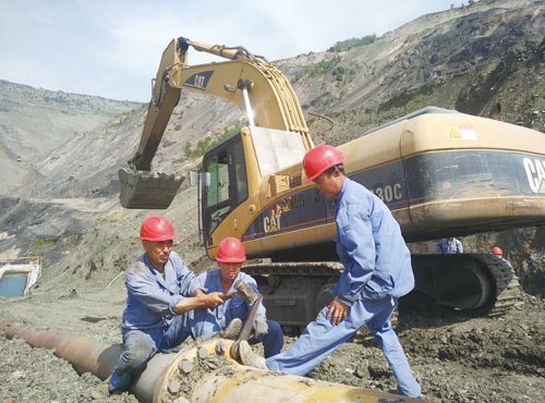 未雨綢繆防水患 搶抓先機(jī)保生產(chǎn)——西露天礦防排水工程建設(shè)擷影