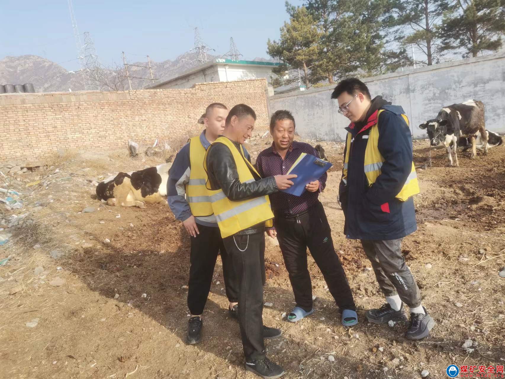 朔州煤電鐵路管理分公司鐵路沿線“小叮囑”