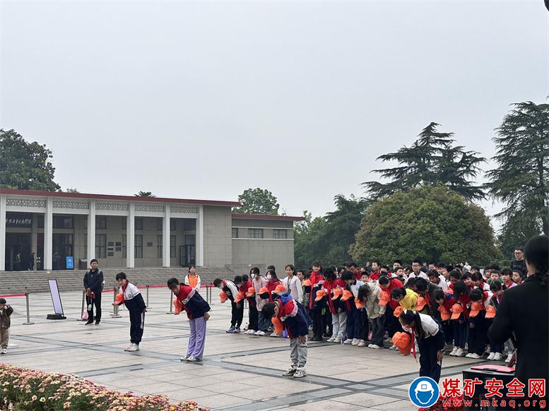 安徽廬江：郭河鎮(zhèn)福元小學(xué)開展愛國主義教育研學(xué)之旅活動